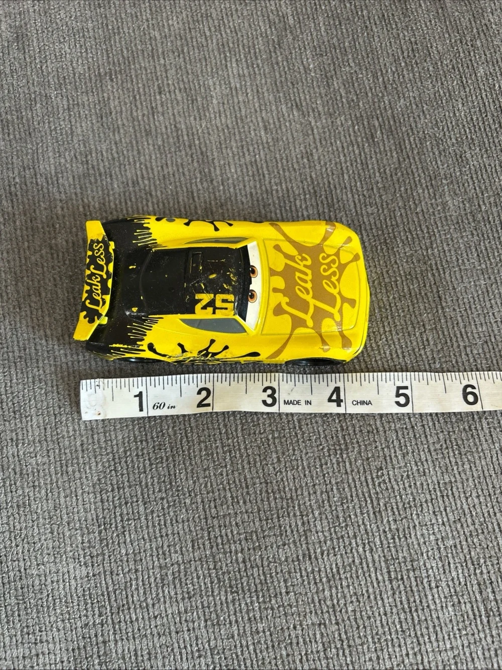 Disney Pixar Cars George  #52 1:55 Yellow Leak Less Die-cast Next Gen